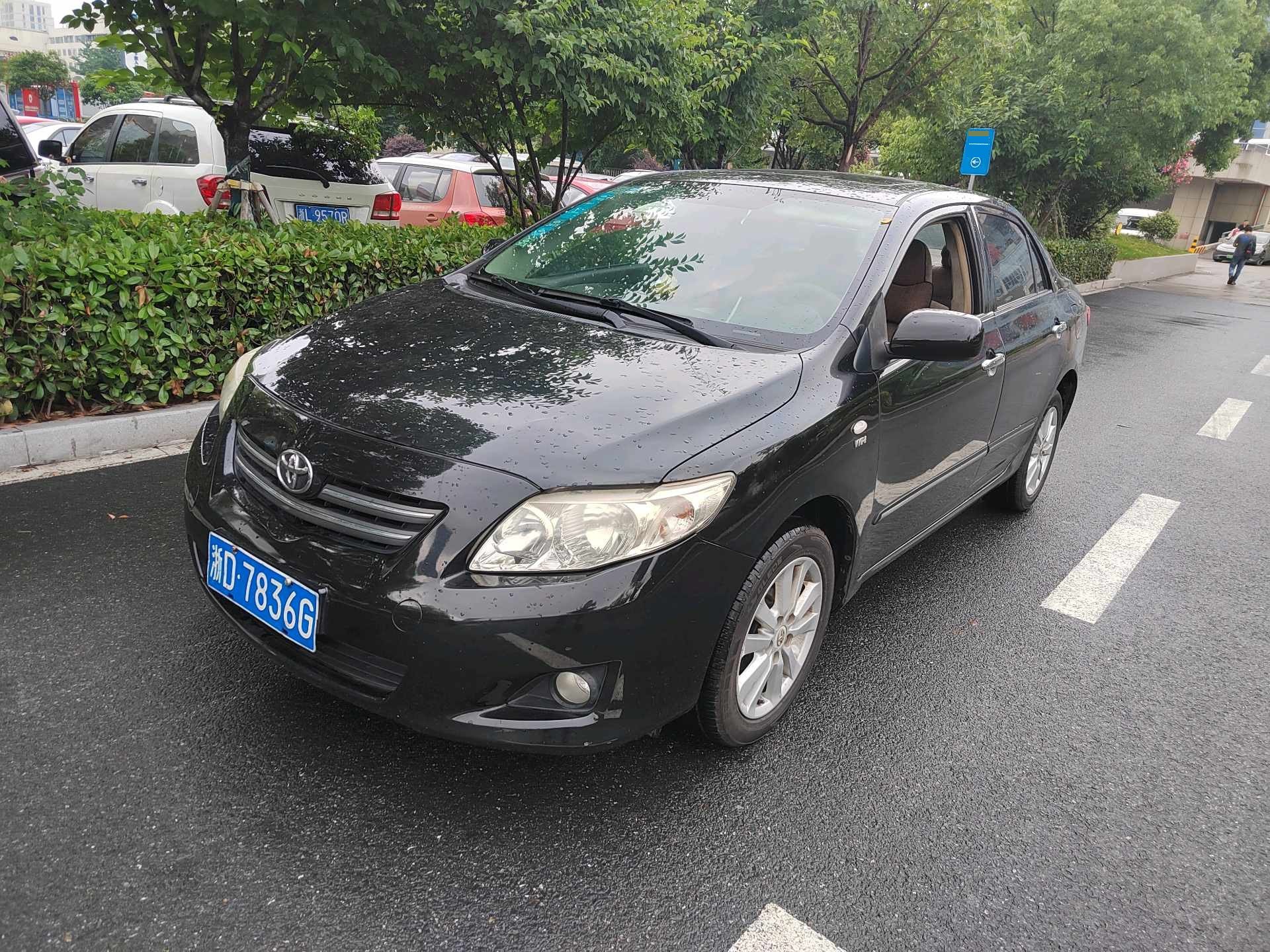 Toyota Corolla 2010 car image 