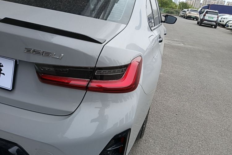 BMW 3 Series 2023 car image #8