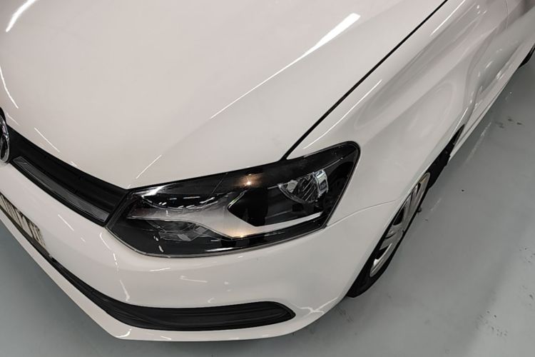 Volkswagen Polo 2015 #22 Volkswagen Polo 2015 car image #22