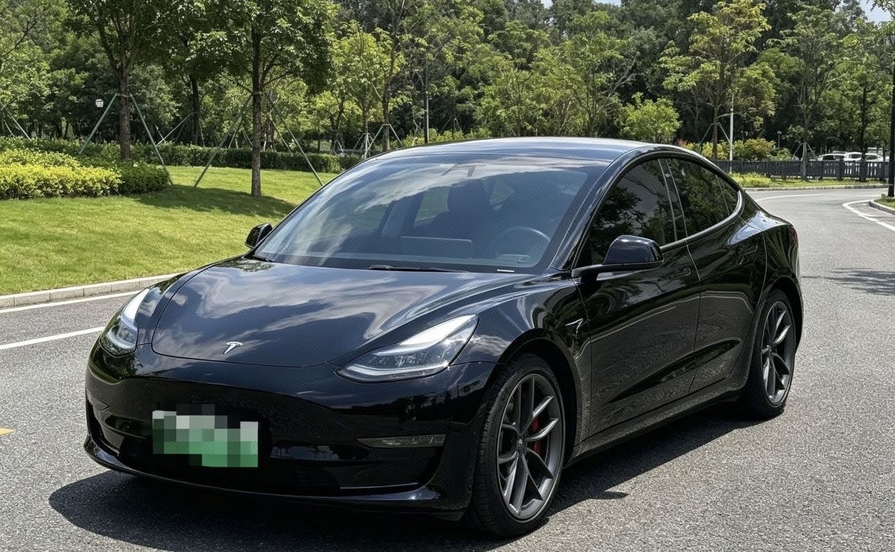 Tesla Model 3 2021 car image 