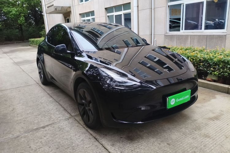 Tesla Model Y 2023 #6 Tesla Model Y 2023 car image #6