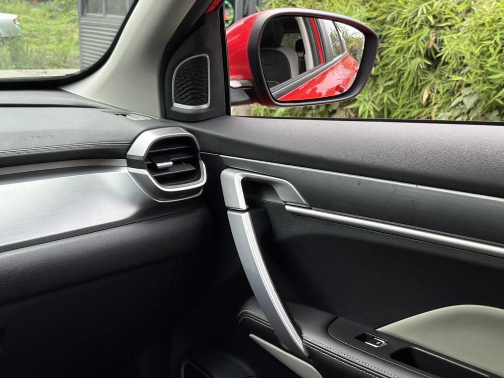 GEELY Coolray 2020 #12 GEELY Coolray 2020 car image #12