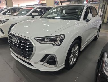 Audi Q3 2020 Audi Q3 2020 car image
