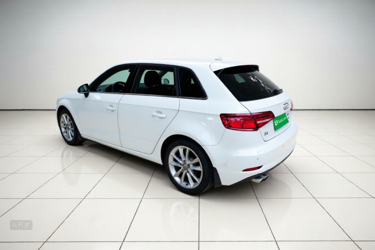 Audi A3 2018 car image #5