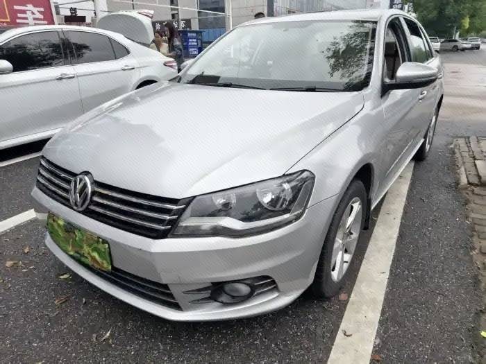 Volkswagen Bora 2015 Volkswagen Bora 2015 car image