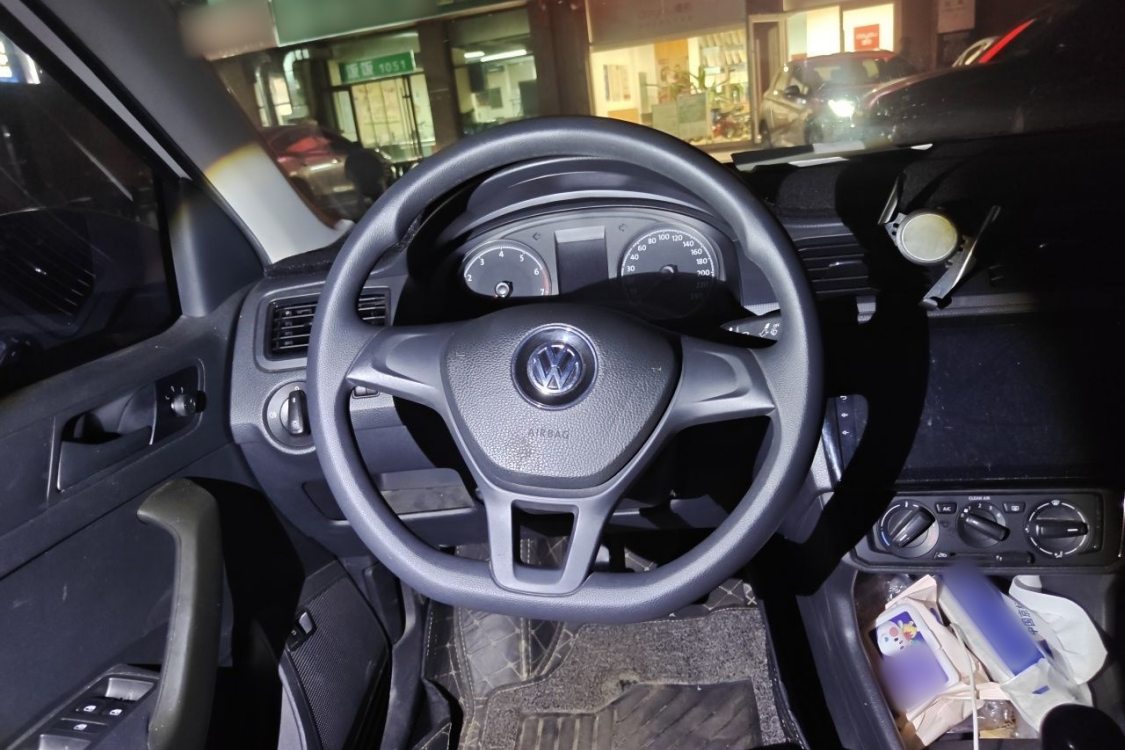 Volkswagen Santana 2017 #22 Volkswagen Santana 2017 car image #22