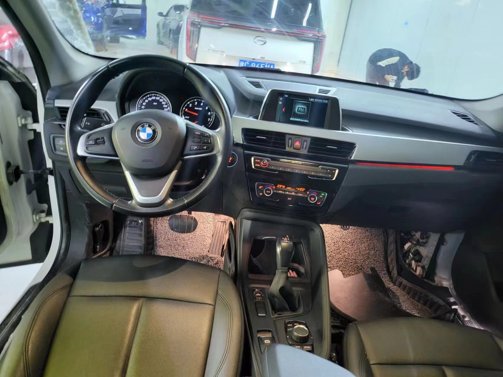 BMW X1 2018 #4 BMW X1 2018 صورة سيارة #4
