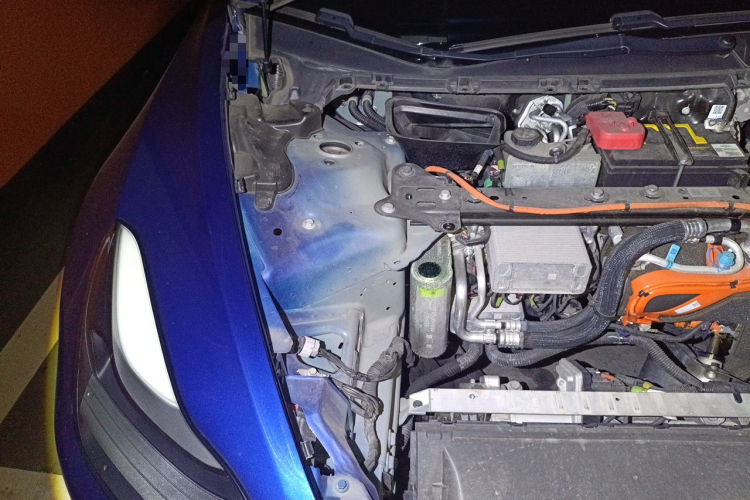 Tesla Model 3 2021 car image #28