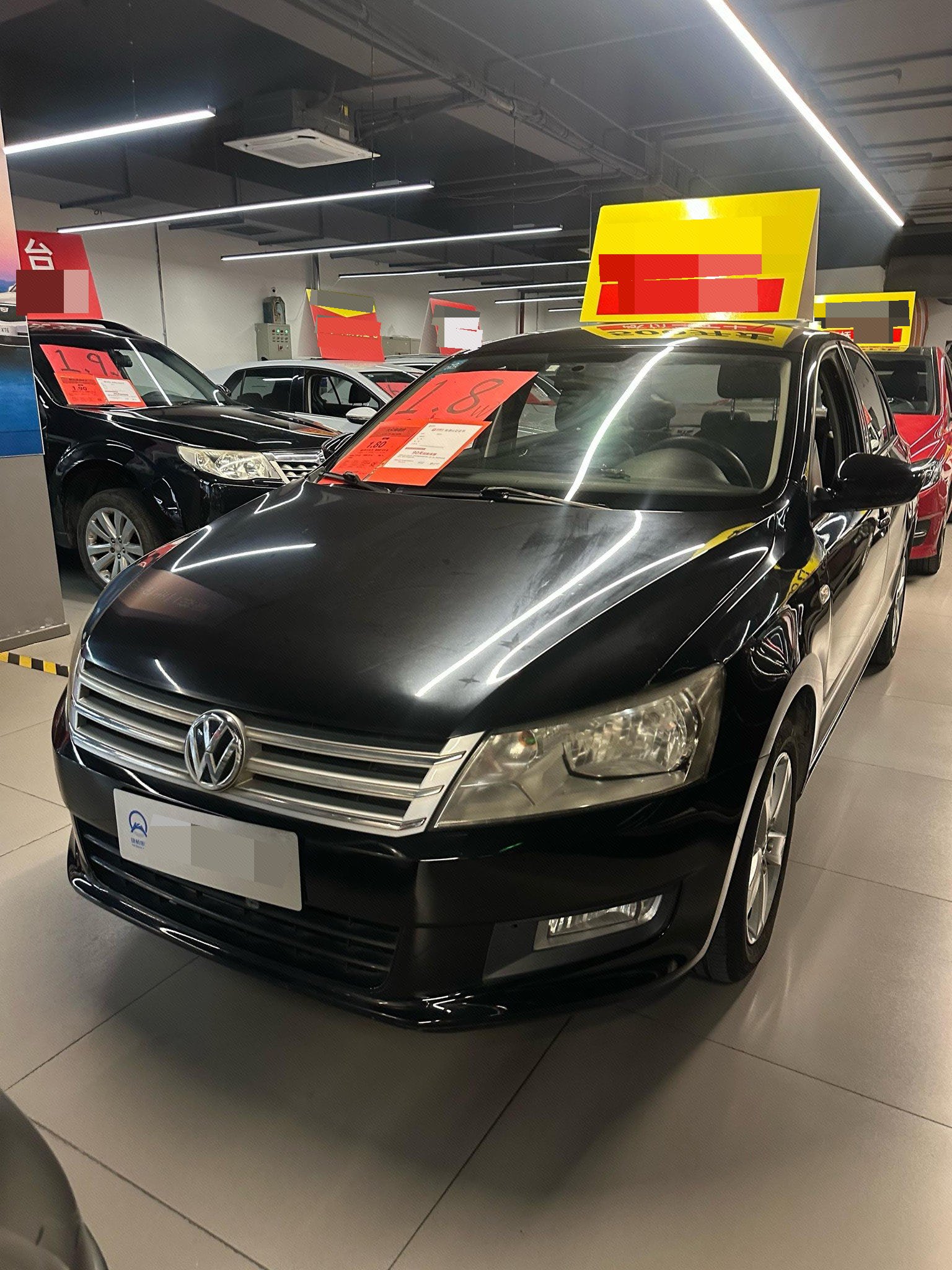 Volkswagen Santana 2013 car image 