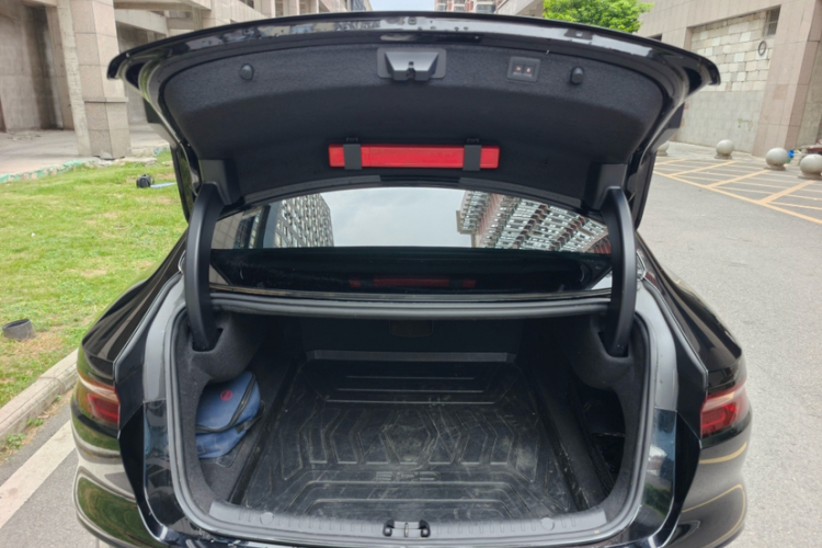 2024 car image #22