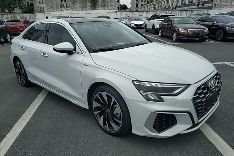Audi A3 2024 car image #6