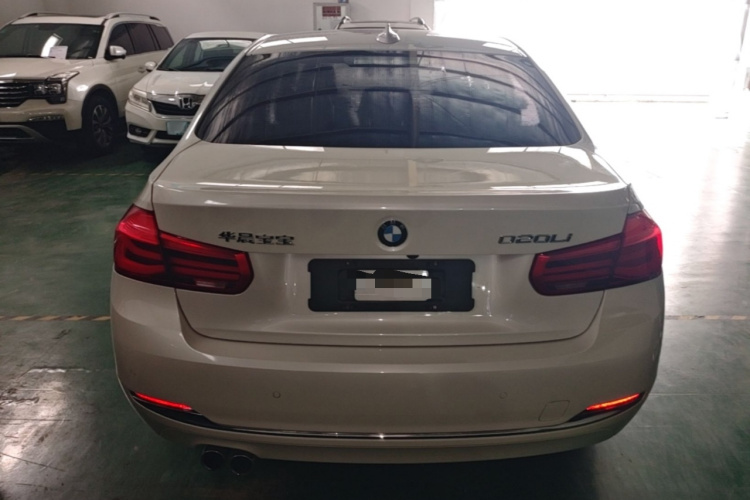 BMW 3 Series 2017 #6 BMW 3 Series 2017 car image #6