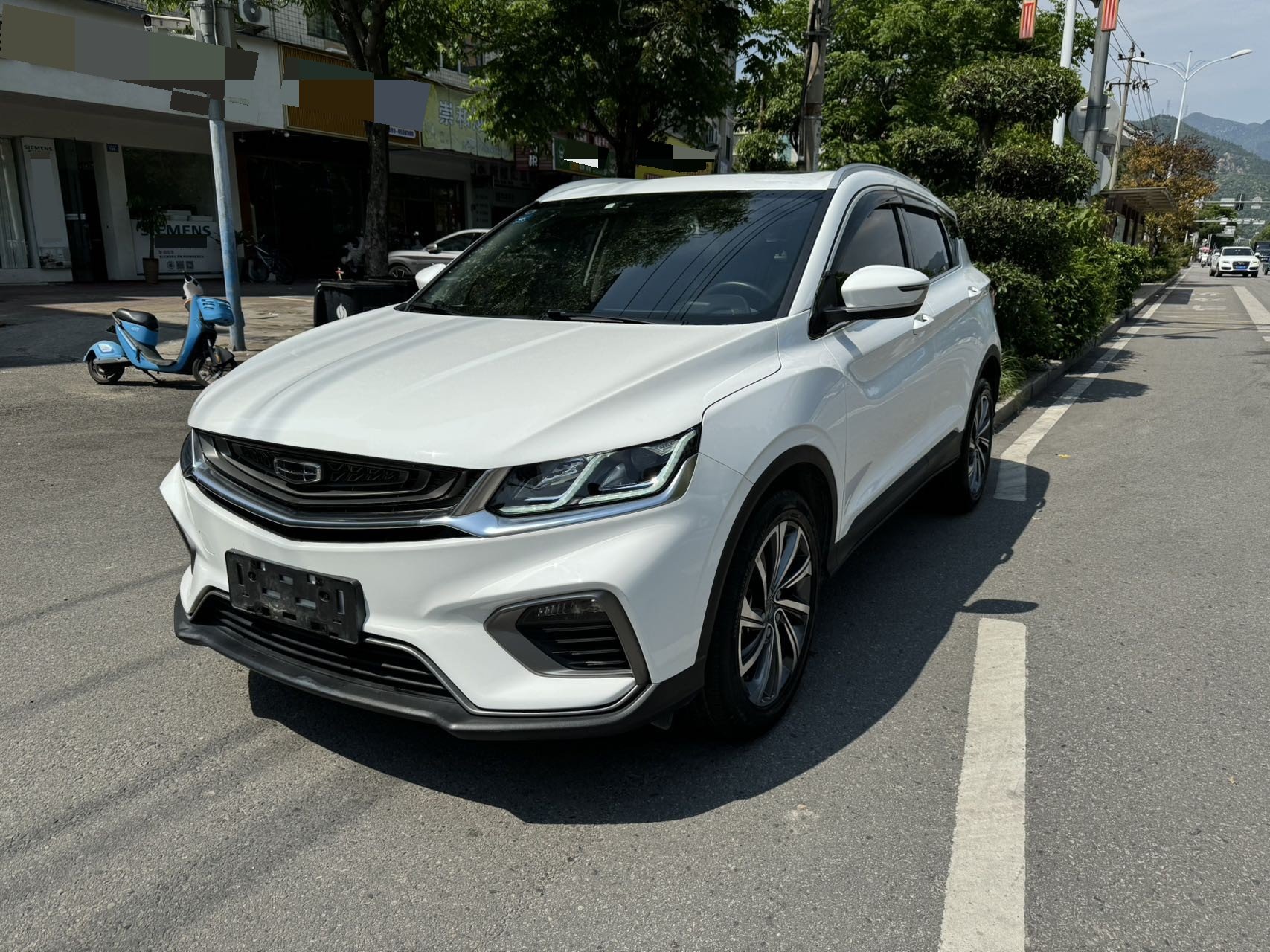 GEELY Coolray 2020 GEELY Coolray 2020 car image