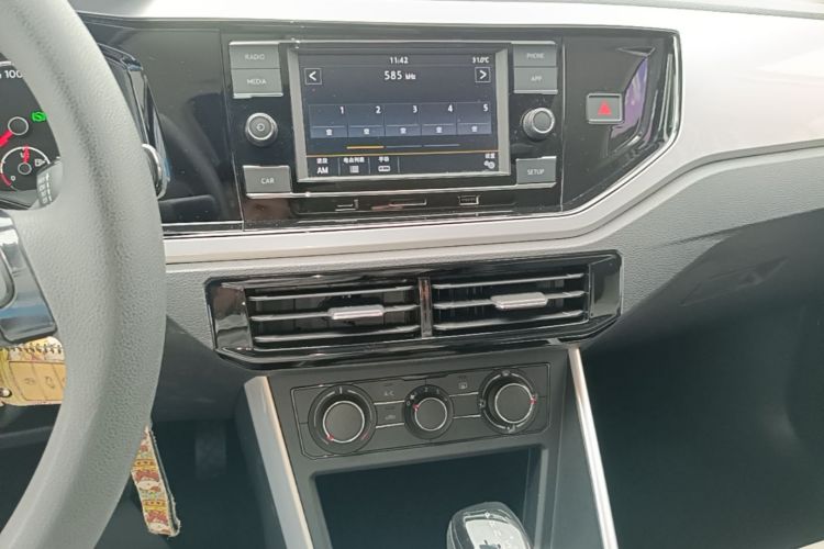 Volkswagen Polo 2019 #13 Volkswagen Polo 2019 car image #13