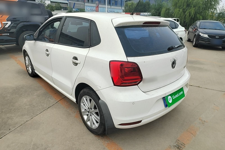 Volkswagen Polo 2015 #5 Volkswagen Polo 2015 car image #5