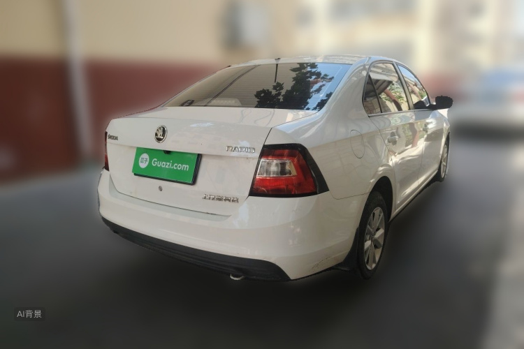 Skoda Rapid 2017 #7 Skoda Rapid 2017 car image #7