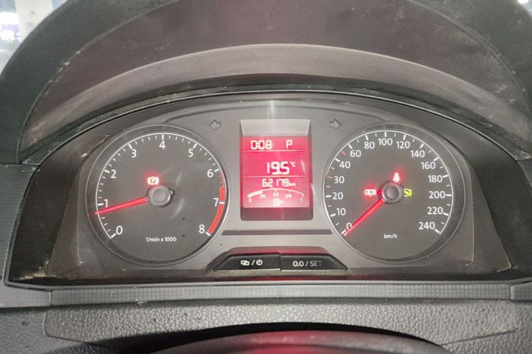 Volkswagen Santana 2018 car image #16