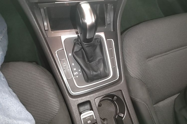 Volkswagen Golf 2019 #14 Volkswagen Golf 2019 car image #14