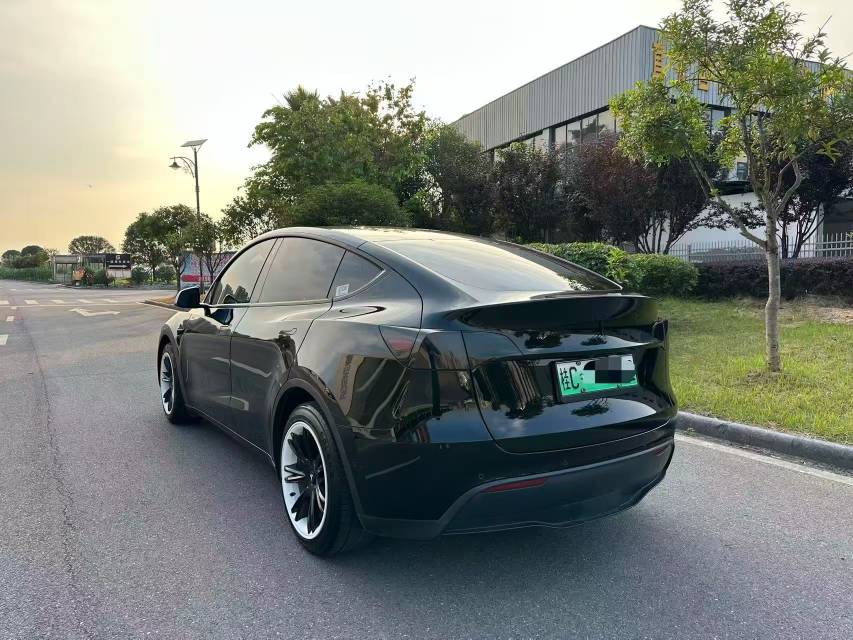 Tesla Model Y 2021 #8 Tesla Model Y 2021 immagine di auto #8