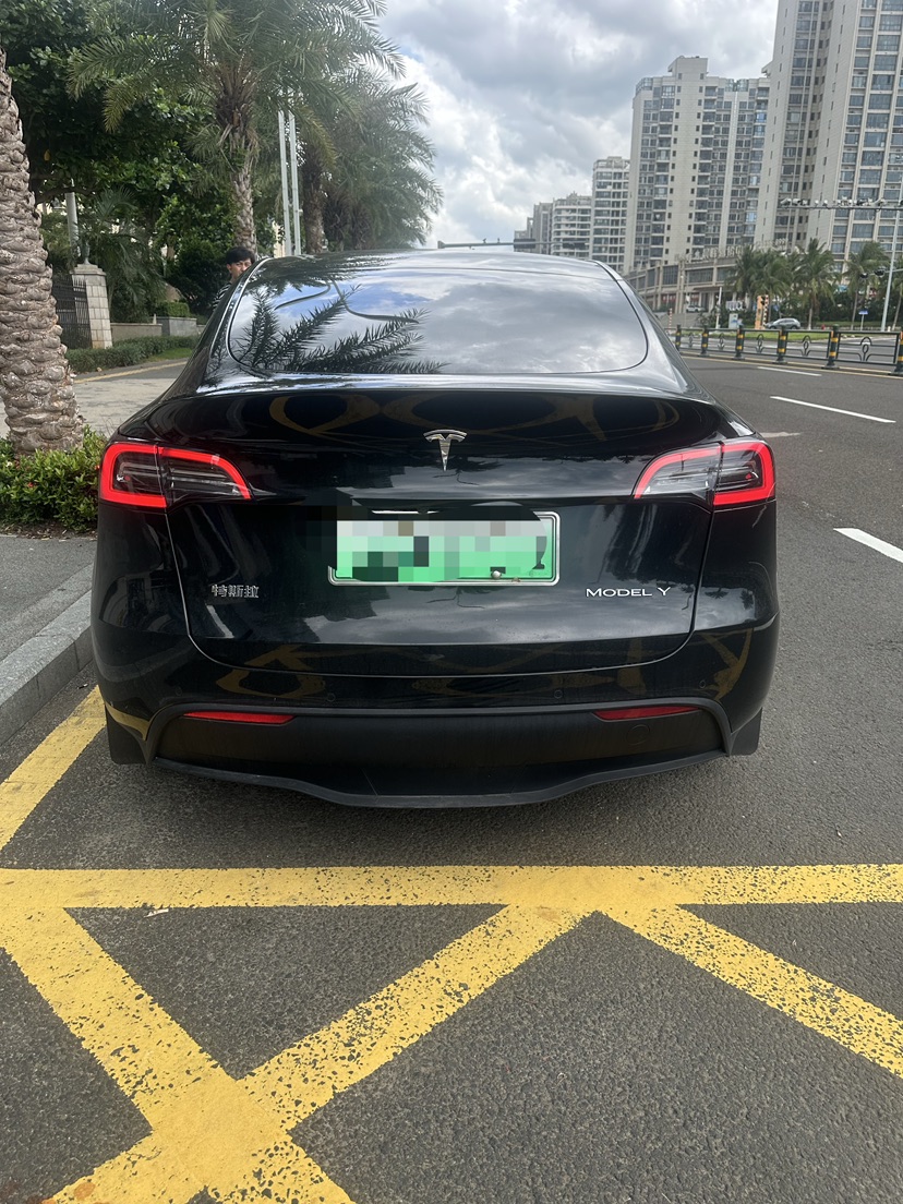 Tesla Model Y 2022 #5 Tesla Model Y 2022 immagine di auto #5
