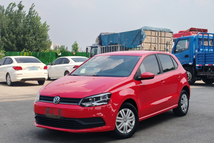 Volkswagen Polo 2018 car image #2