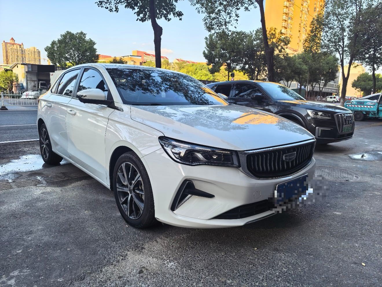 GEELY Emgrand 2022 car image #2