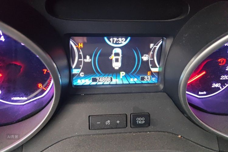 BYD Yuan 2017 #14 BYD Yuan 2017 car image #14