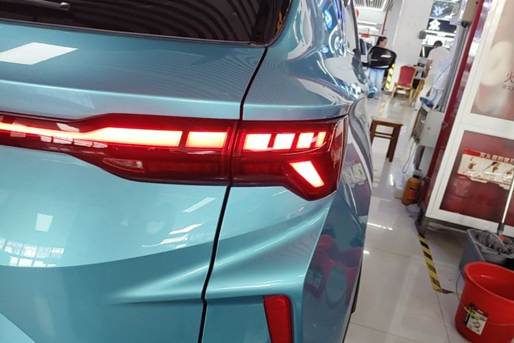 GEELY Coolray 2023 #8 GEELY Coolray 2023 car image #8