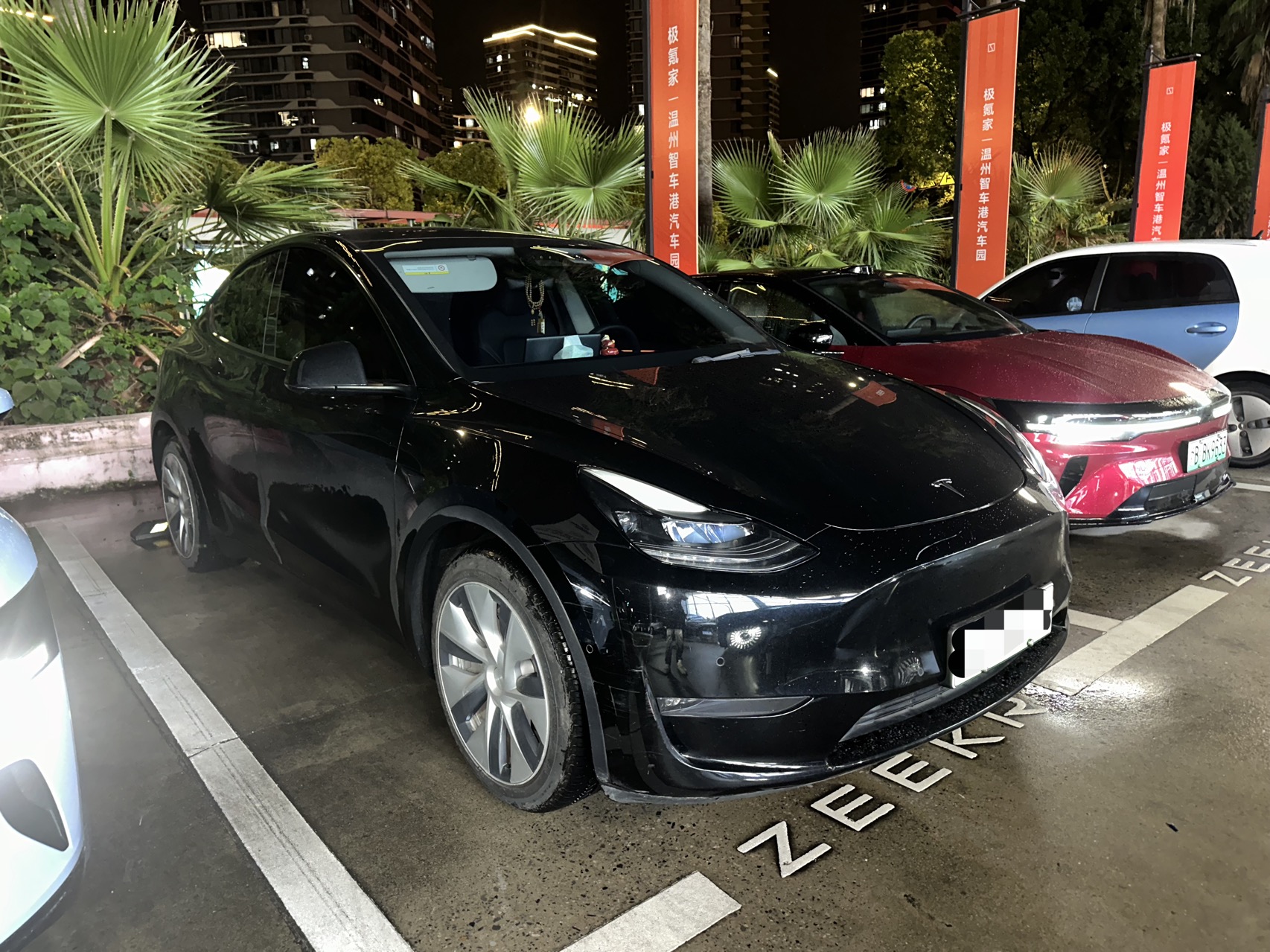 Tesla Model Y 2021 #3 Tesla Model Y 2021 car image #3
