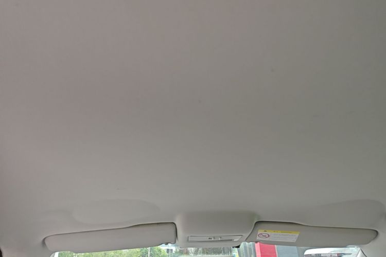 Volkswagen Polo 2016 car image #18