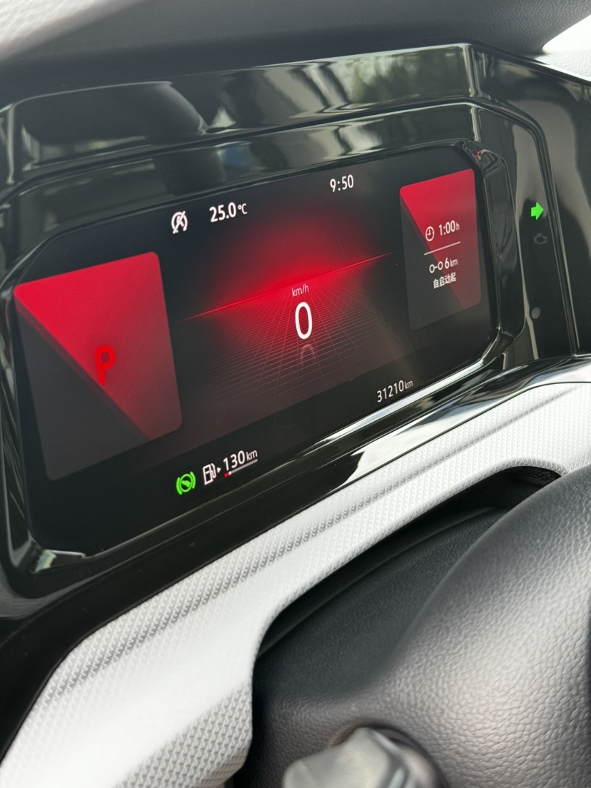 Volkswagen Golf 2022 car image #5