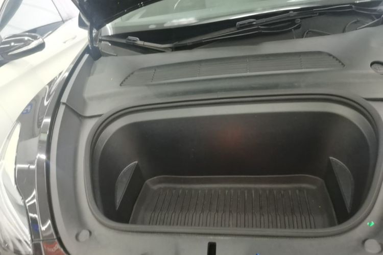 Tesla Model Y 2024 #20 Tesla Model Y 2024 car image #20