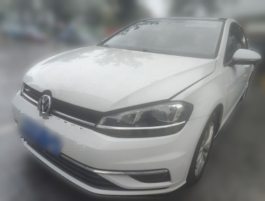 Volkswagen Golf 2019 صورة سيارة 