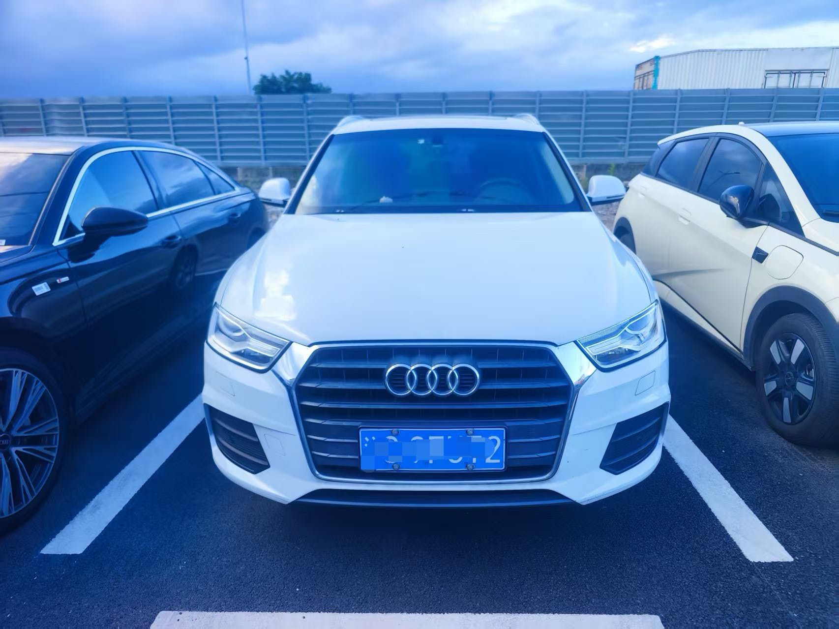 Audi Q3 2016 #2 Audi Q3 2016 car image #2