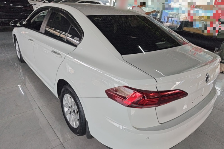 Volkswagen Bora 2020 car image #5