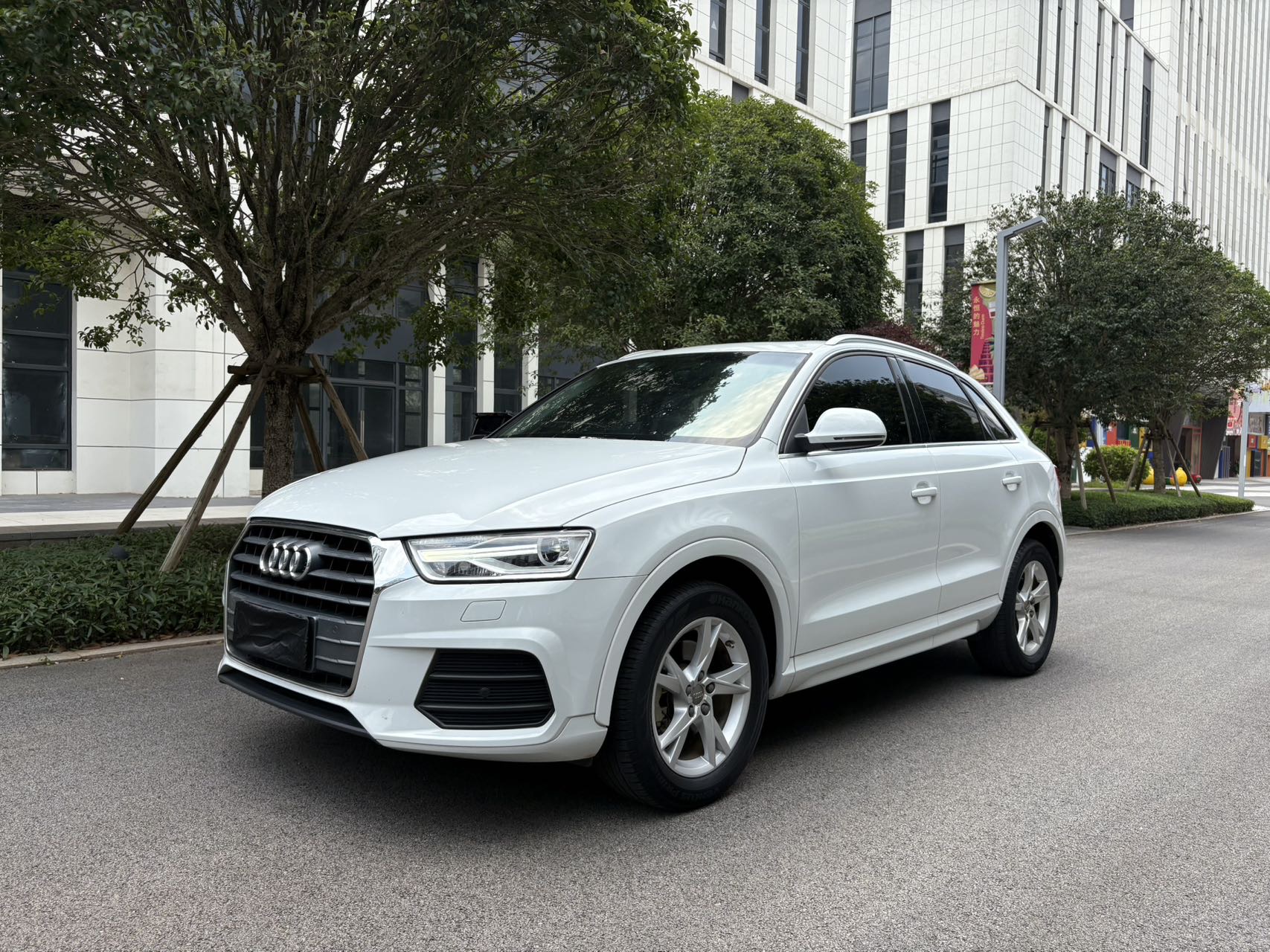 2017 2017 car image