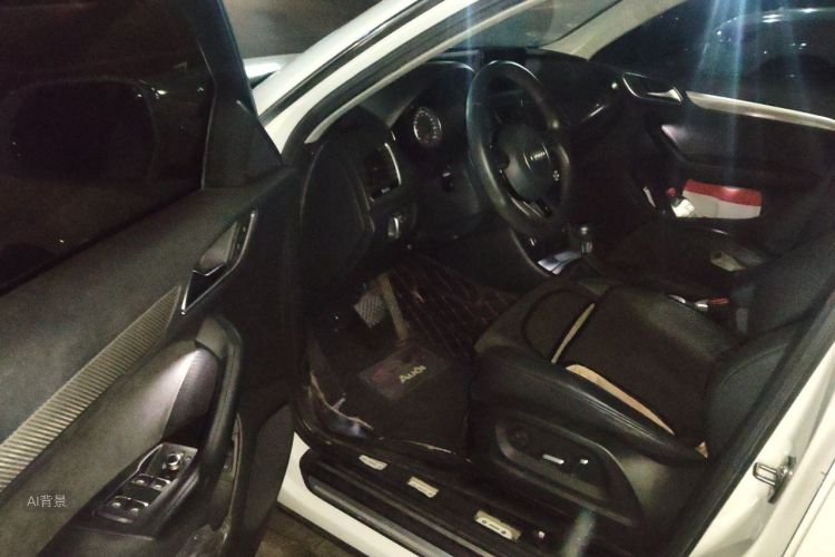Audi Q3 2019 #18 Audi Q3 2019 car image #18