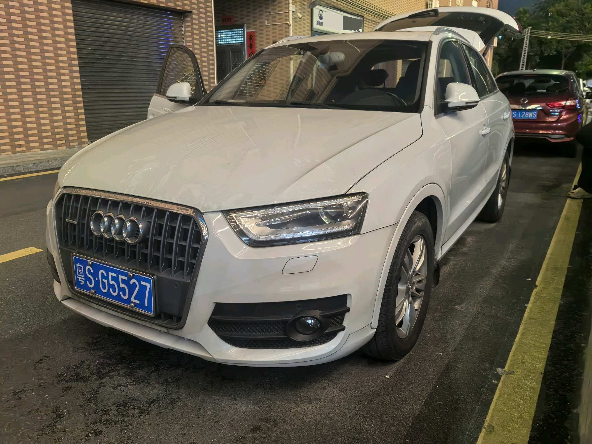 Audi Q3 2014 car image 