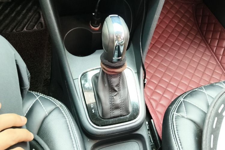 Volkswagen Polo 2017 #16 Volkswagen Polo 2017 car image #16
