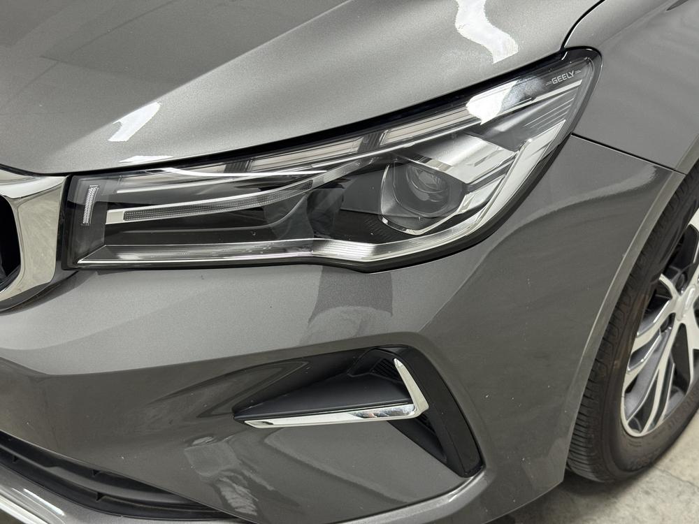 GEELY Emgrand 2025 #12 GEELY Emgrand 2025 car image #12
