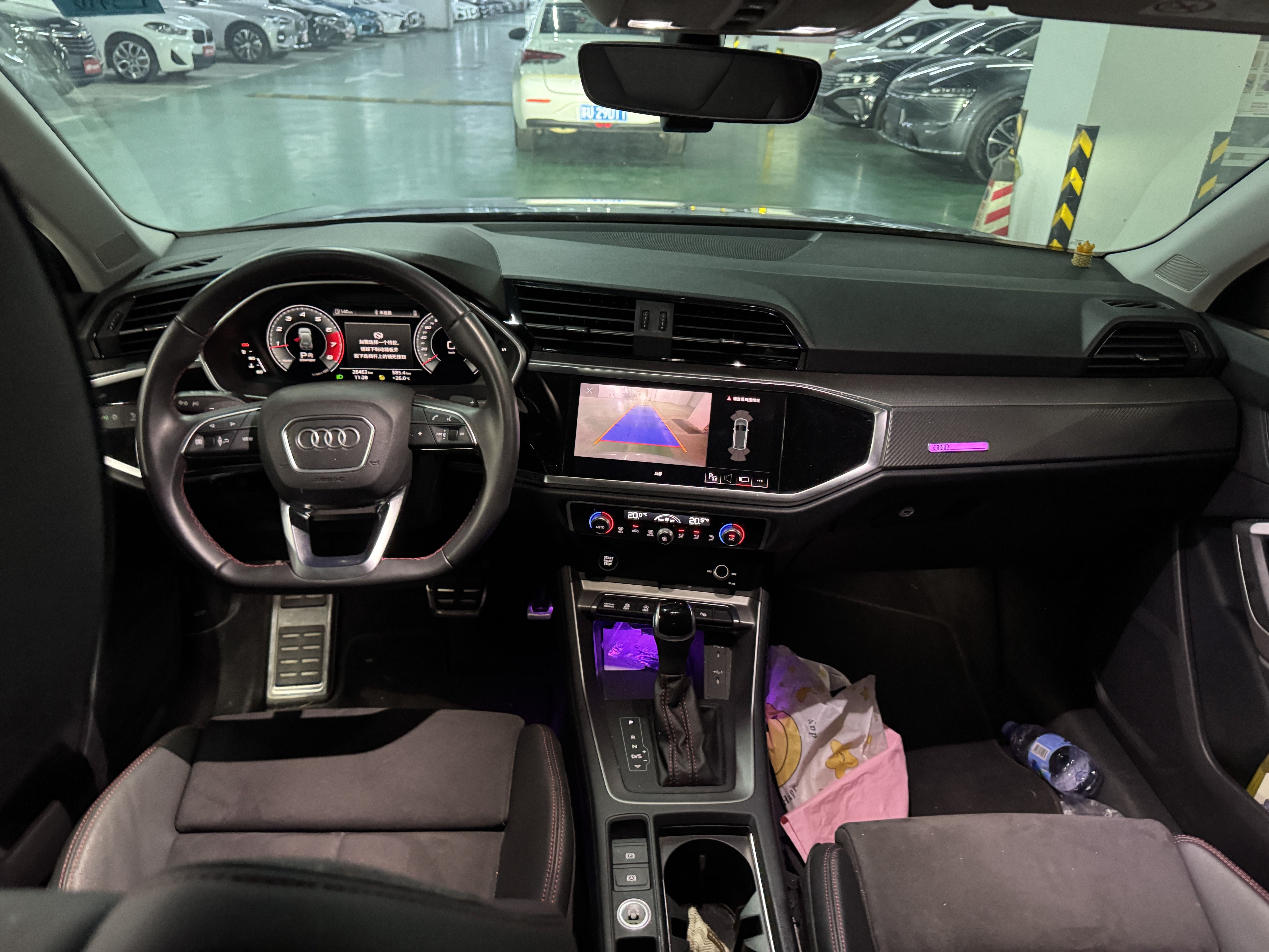 Audi Q3 2023 car image #5