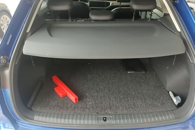 Audi Q3 2021 car image #19