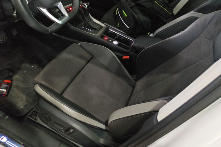 Audi Q3 2023 #15 Audi Q3 2023 car image #15