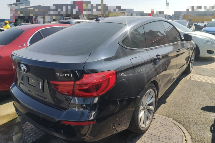 BMW 3 Series GT 2019 #7 BMW 3 Series GT 2019 car image #7