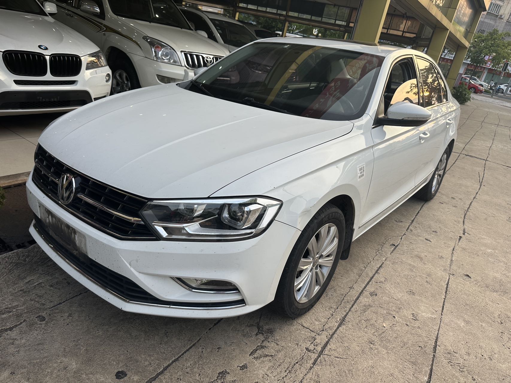 Volkswagen Bora 2018 car image 