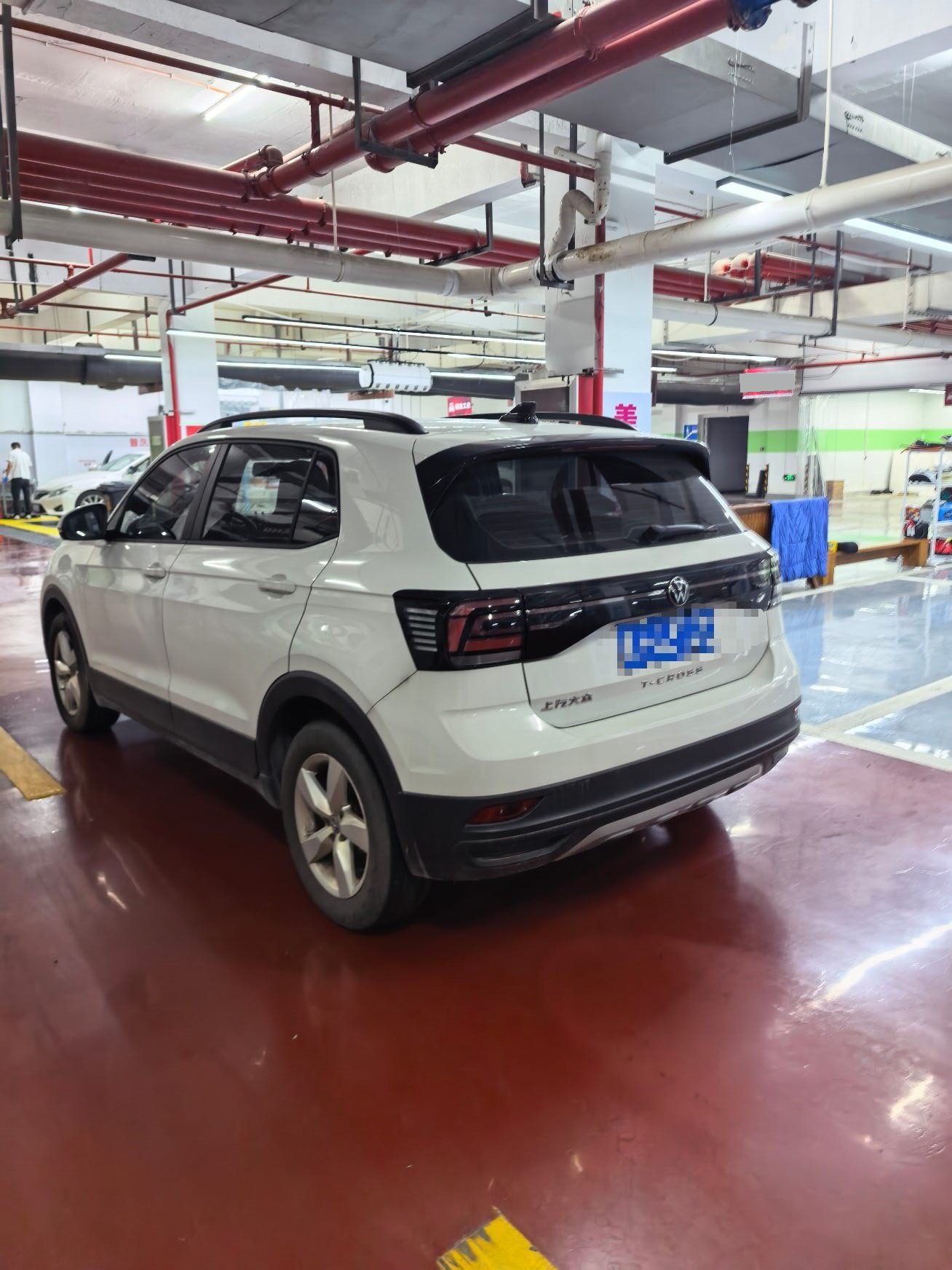 Volkswagen T-Cross 2023 car image #4
