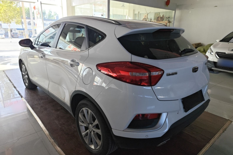 GEELY Emgrand GS 2017 car image #7