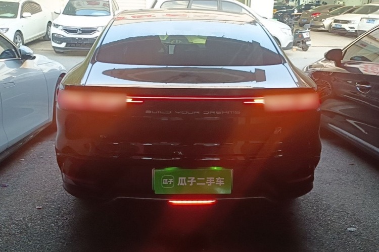 BYD Han 2024 car image #6