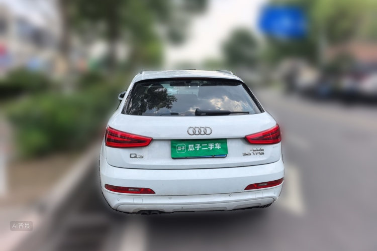 Audi Q3 2015 car image #6