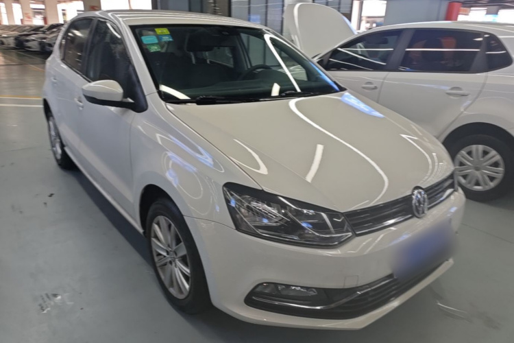 Volkswagen Polo 2015 #4 Volkswagen Polo 2015 car image #4